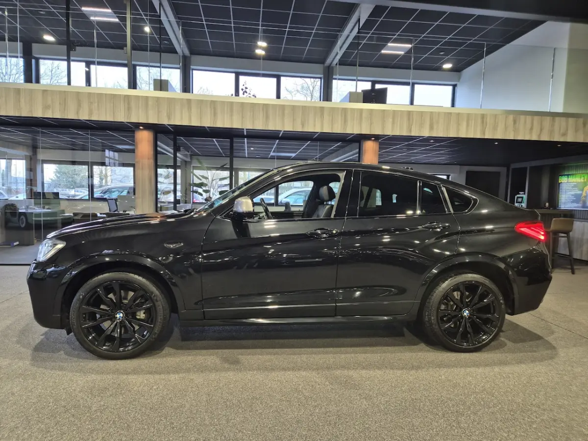 M40i High Executive Panorama | Camera | 20" | Electrische trekhaak | Leder | Stoelverwarmi
