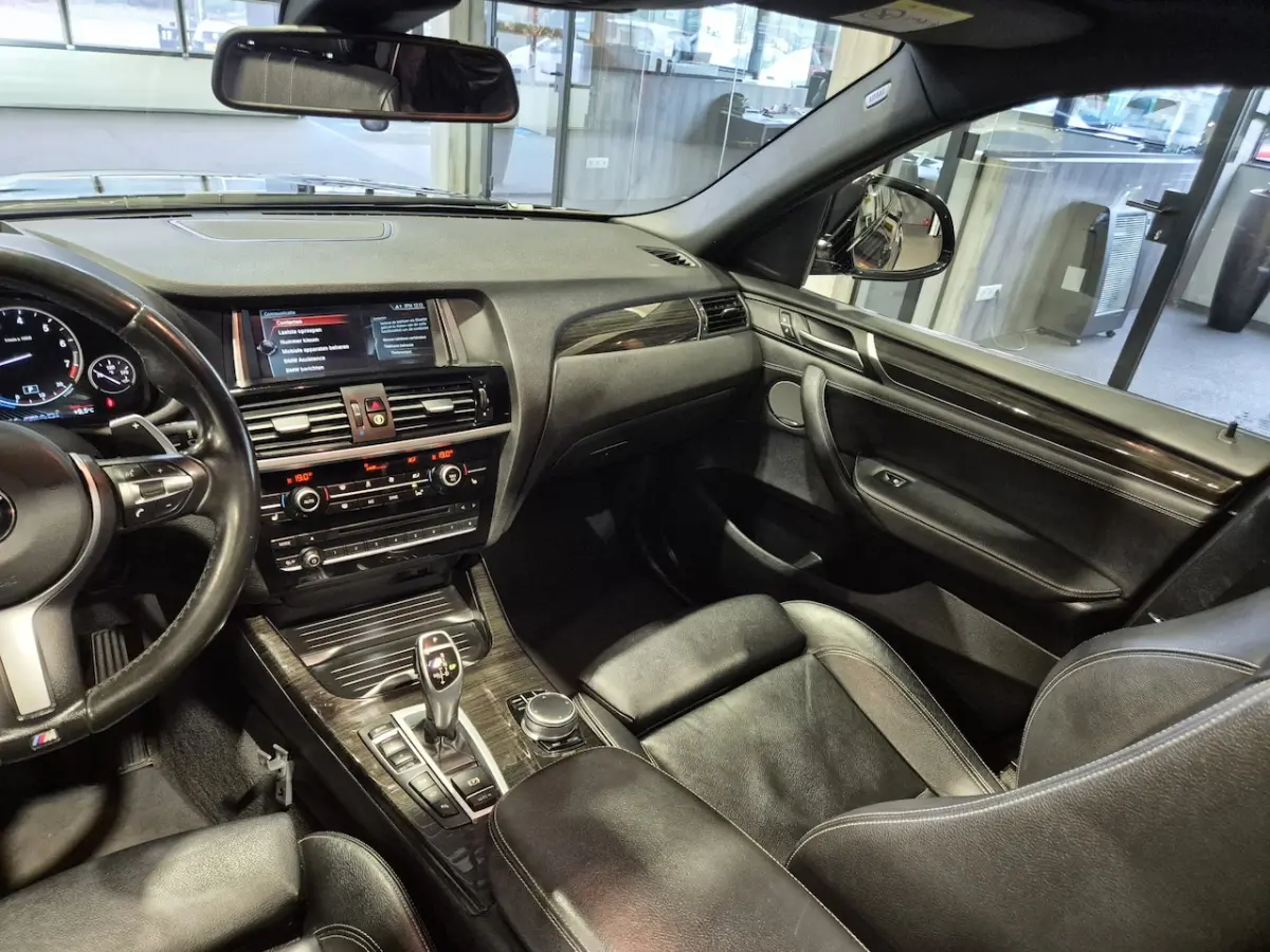 M40i High Executive Panorama | Camera | 20" | Electrische trekhaak | Leder | Stoelverwarmi