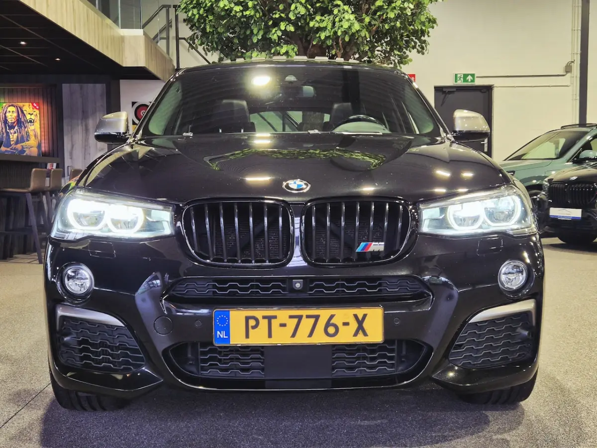 M40i High Executive Panorama | Camera | 20" | Electrische trekhaak | Leder | Stoelverwarmi