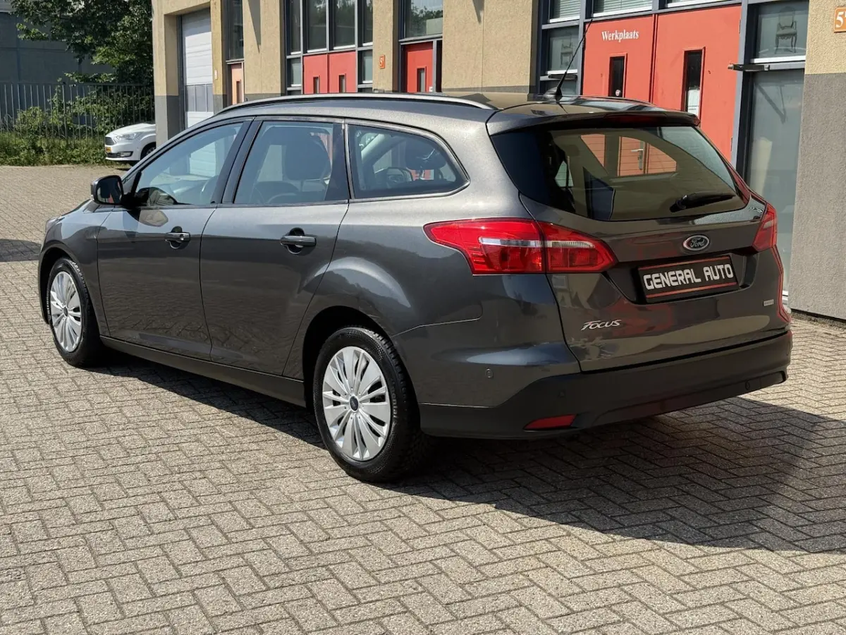 1.0 Titanium, Automaat, Nieuwe Distributieriem