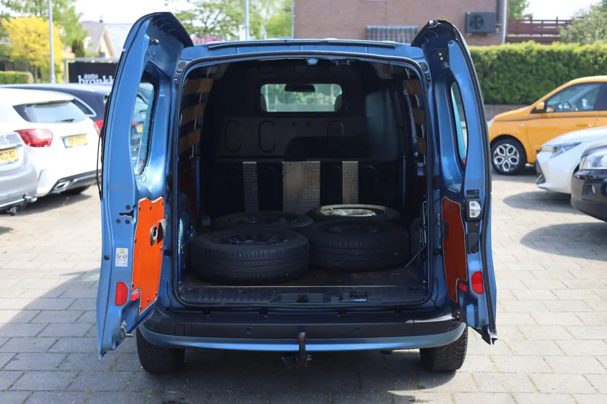 109 CDI EXTRA LANG I TREKHAAK I BLUETOOTH I AIRCO