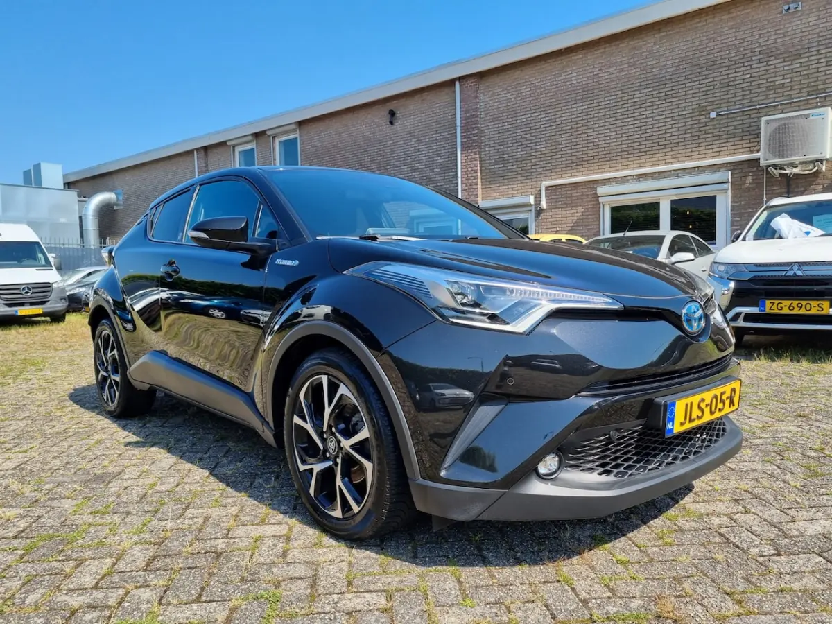1.8 Hybrid Dynamic âZEER MOOIE AUTO