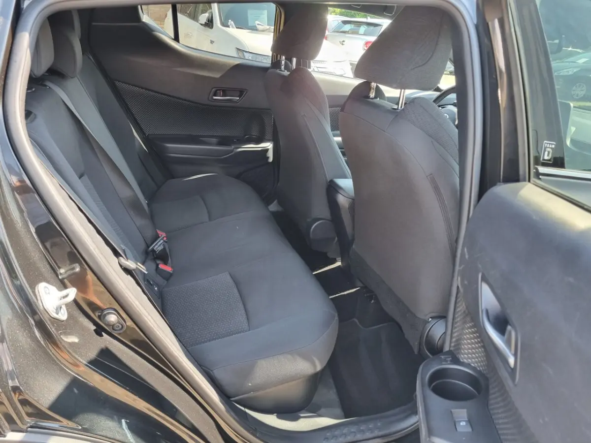 1.8 Hybrid Dynamic âZEER MOOIE AUTO