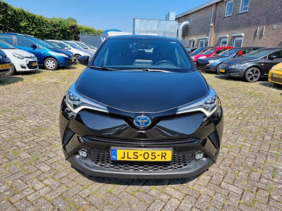 1.8 Hybrid Dynamic âZEER MOOIE AUTO