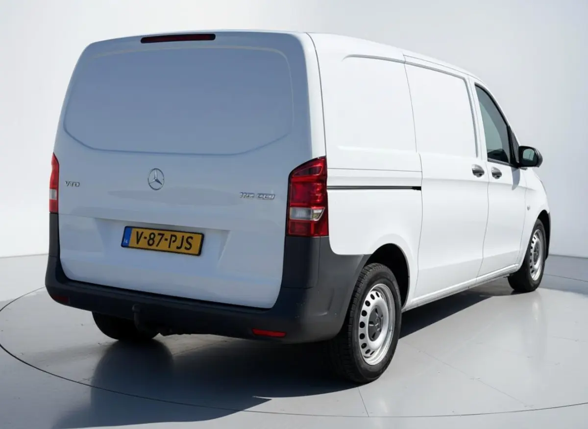 110 CDI CRUISE - AIRCO - TREKHAAK - STOELVERWARMING