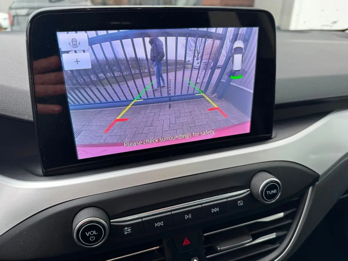 1.0 EcoBoost Trend Edition Business /1e eig/elek. schuifdak /ecc / cruise / camera / navi