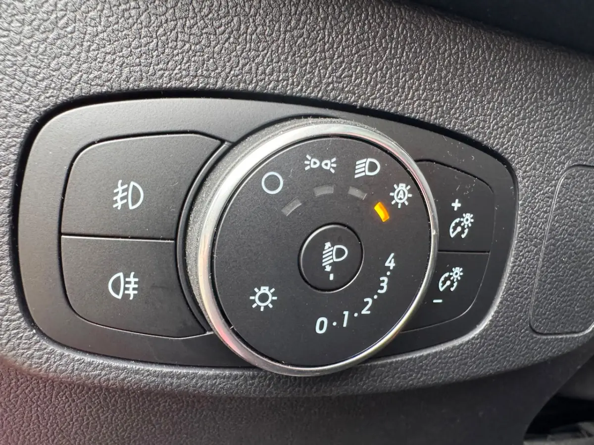 1.0 EcoBoost Trend Edition Business /1e eig/elek. schuifdak /ecc / cruise / camera / navi