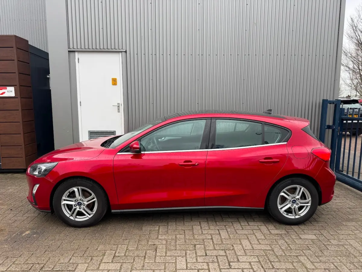 1.0 EcoBoost Trend Edition Business /1e eig/elek. schuifdak /ecc / cruise / camera / navi