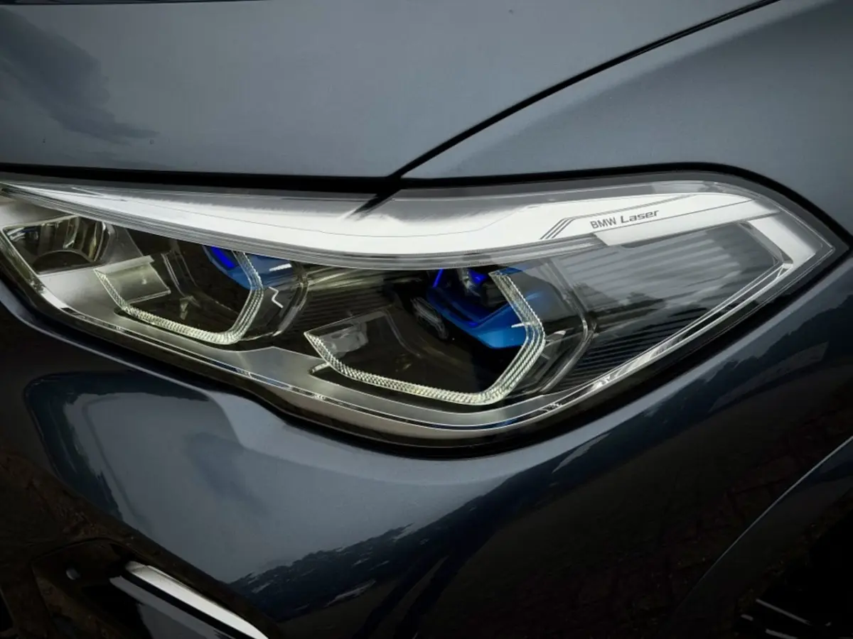 xDrive40i M-PERF. LASER|PANO|SOFT|H/K|360|4WL STURING
