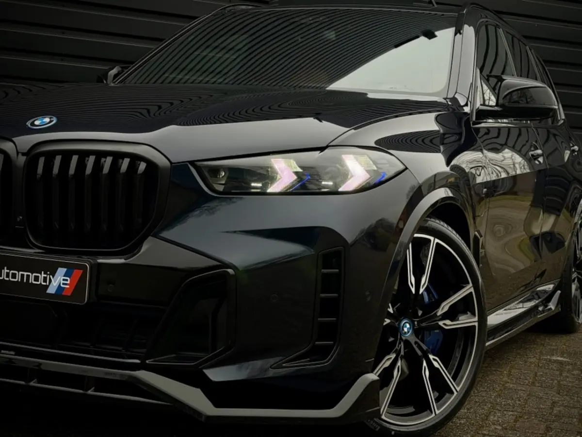xDrive50e M-PERF. B&W|PANO|HUD|360|AR|TARTUFO