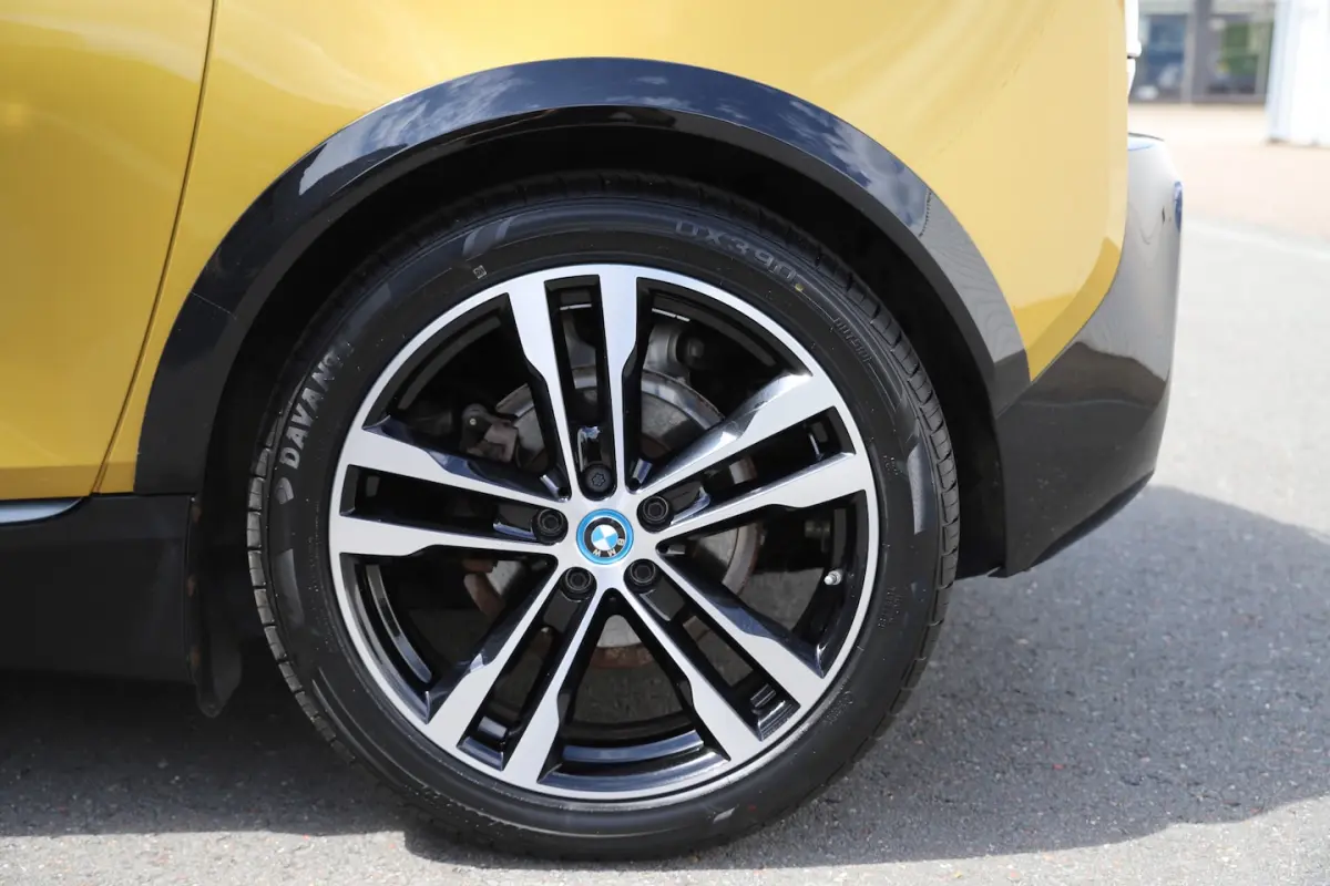 Executive 120Ah 42 kWh/*Galvanic Gold*/Carplay/1e eig./W-pomp/20"/Camera/3-fase