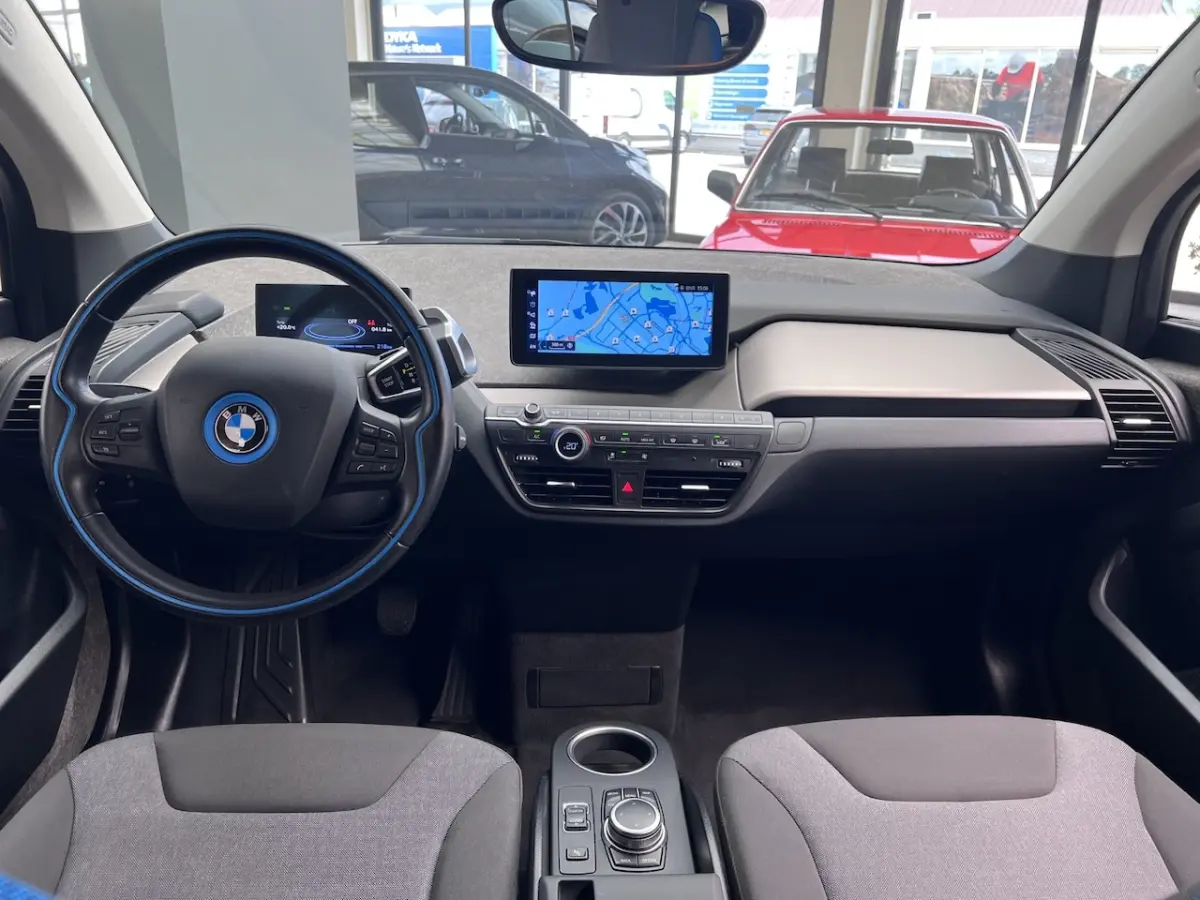 Executive 120Ah 42 kWh/NaviPro/Carplay/W-pomp/Camera/3-fase/20"
