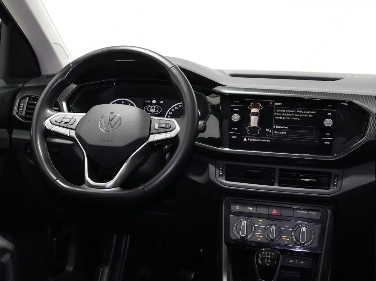 1.0 TSI Life | Camera | Navigatie | keyless | Android/Carplay | ACC 135