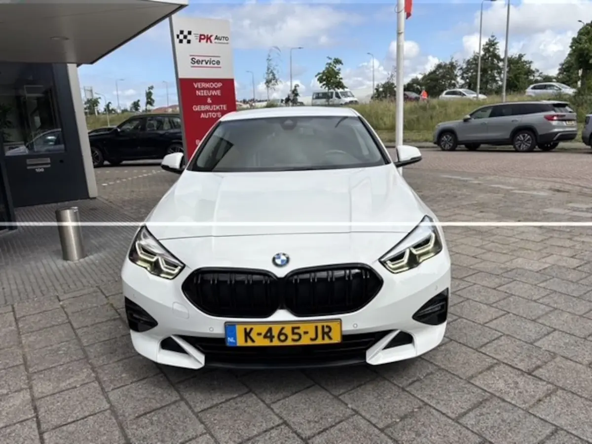 218i Executive Edition | Navi | M-Pakket | Camera | 105.946 km Dealeronderhouden