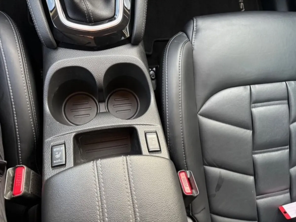 1.3 DIG-T Premium Edition | Navi | 360 Camera | Cruise | 100.374 km Dealeronderhouden