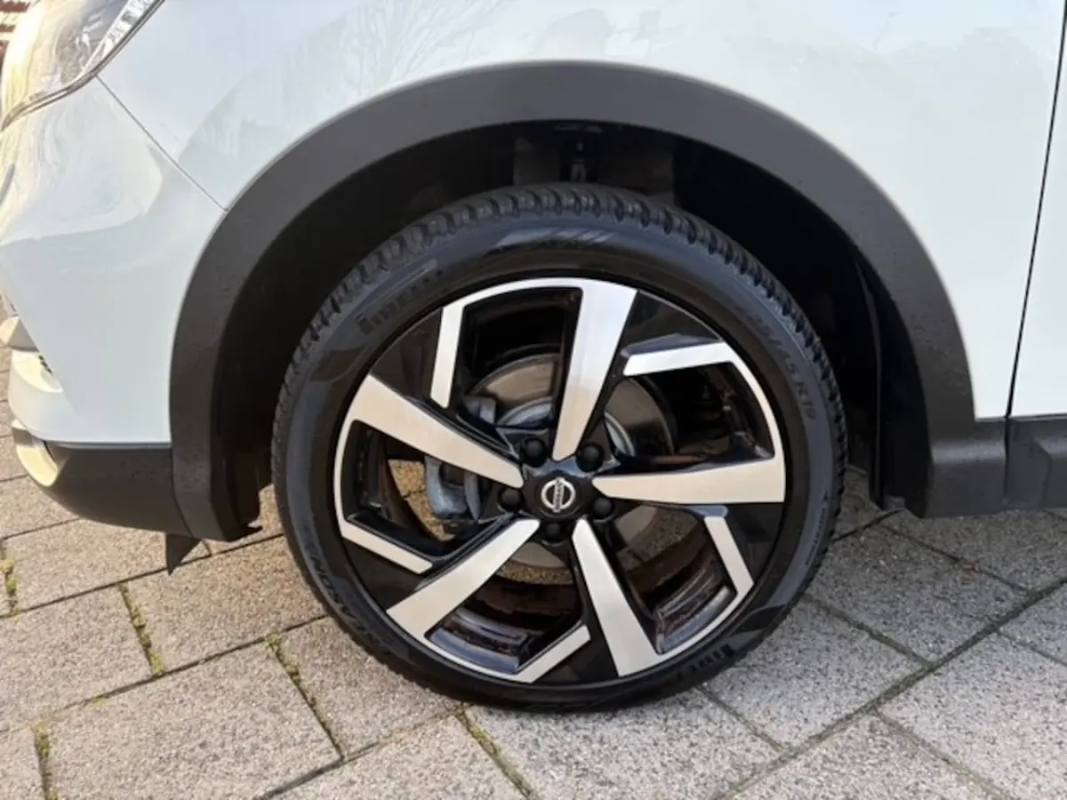 1.3 DIG-T Premium Edition | Navi | 360 Camera | Cruise | 100.374 km Dealeronderhouden