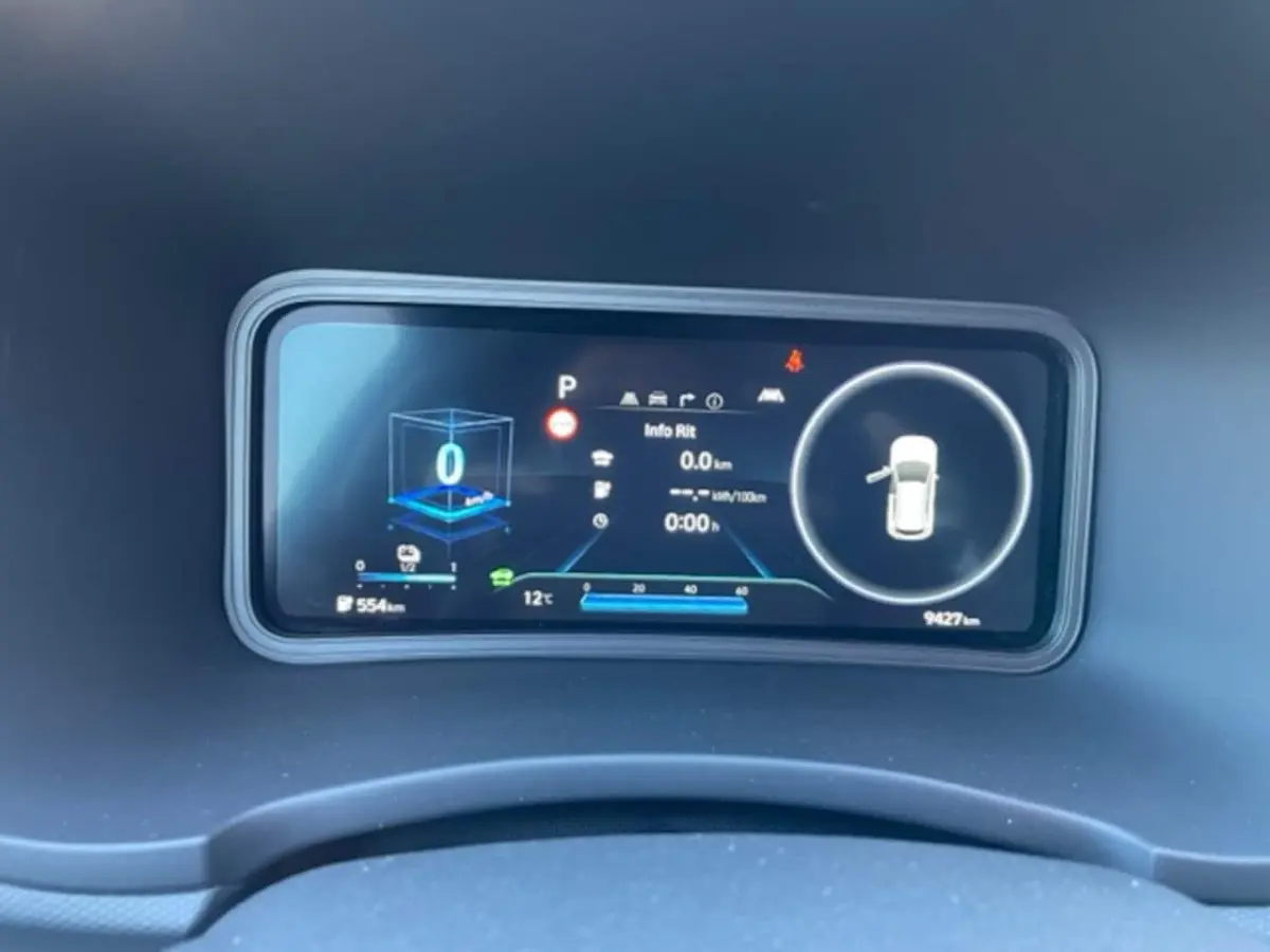 204 pk EV Premium Sky 64 kWh Auto is zo goed als nieuw