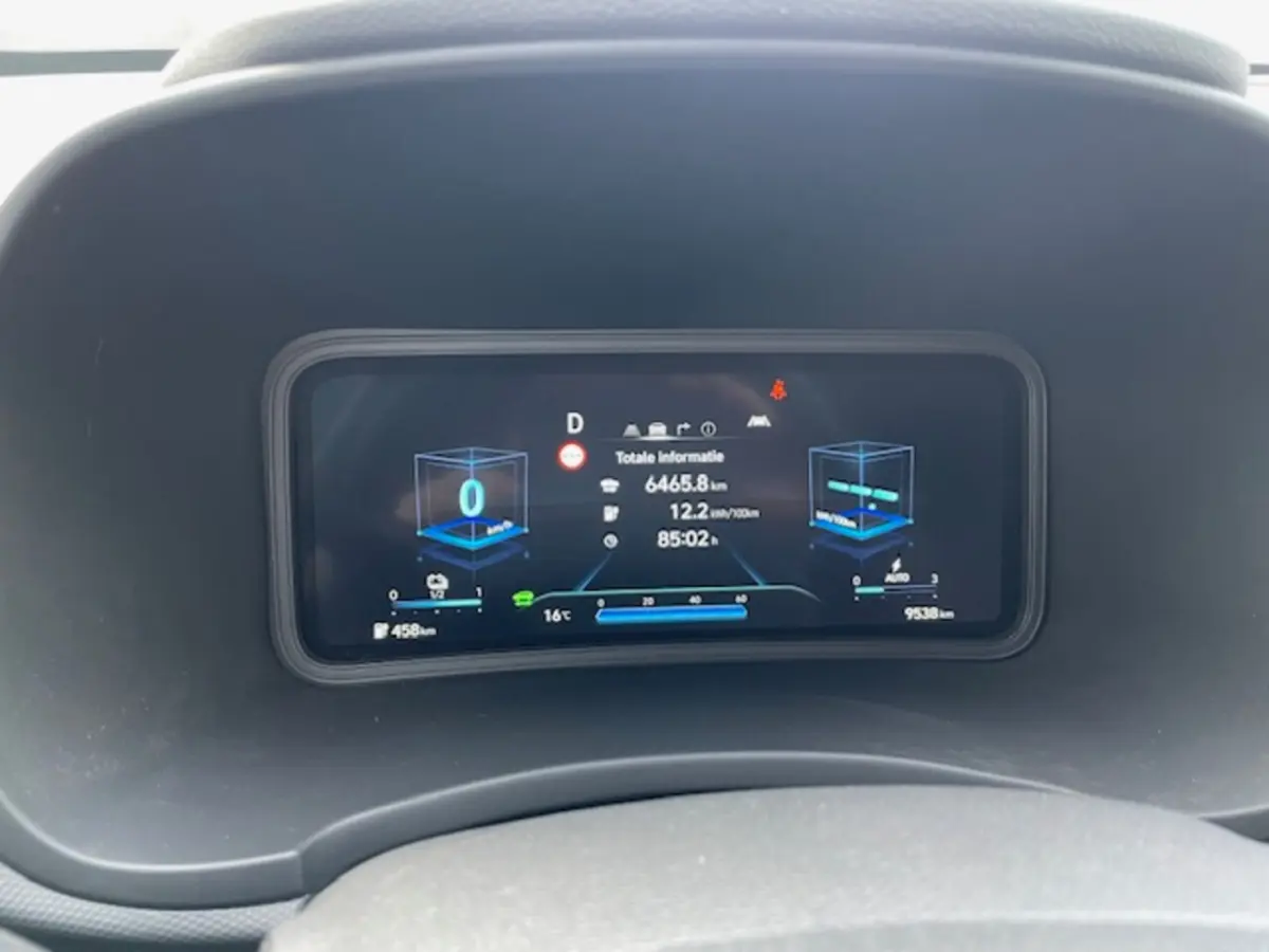 204 pk EV Premium Sky 64 kWh Auto is zo goed als nieuw