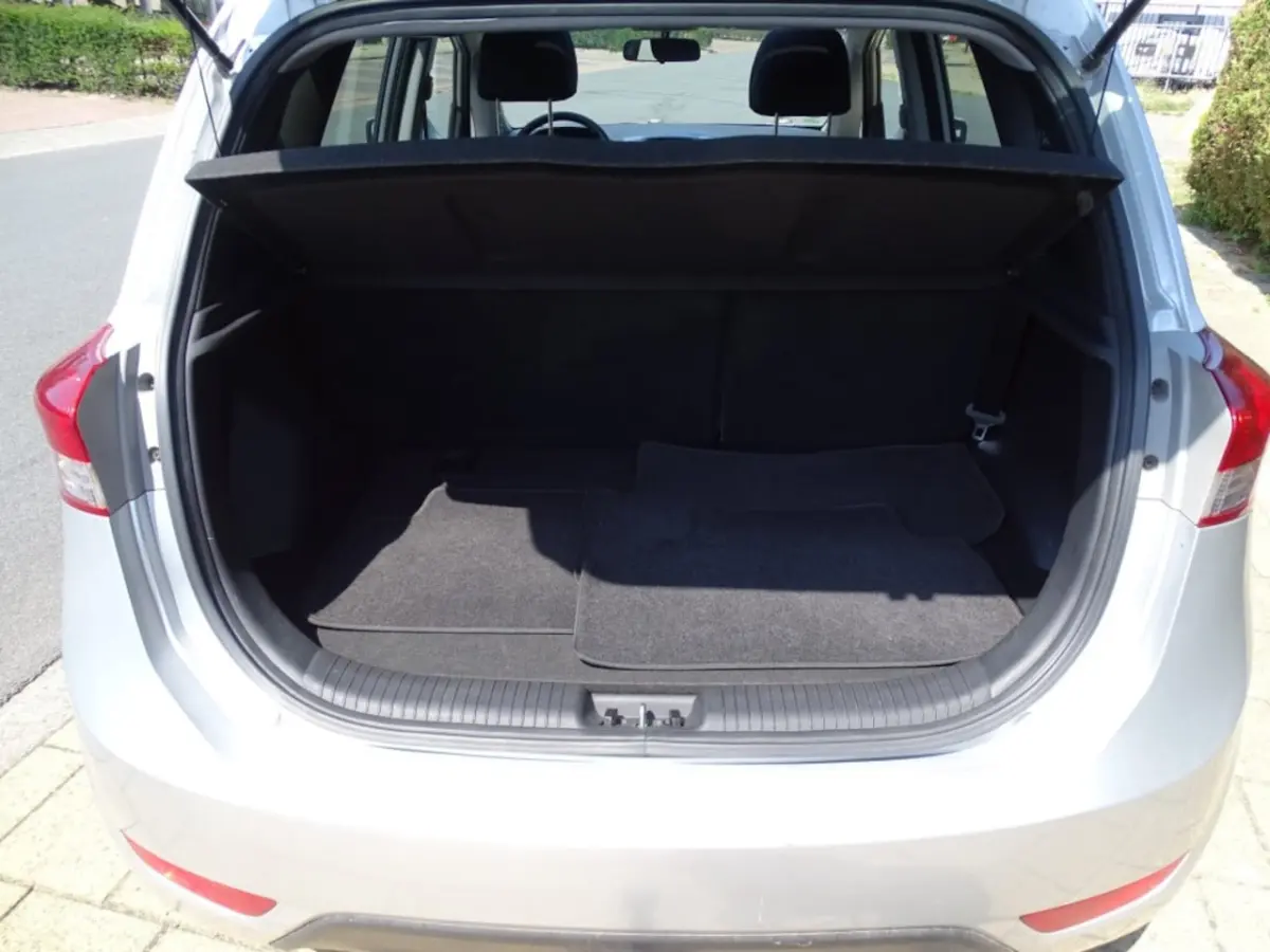 1.4I I-VISION-Clima-Cruise-Trkh-Usb-Blth-Panodak-