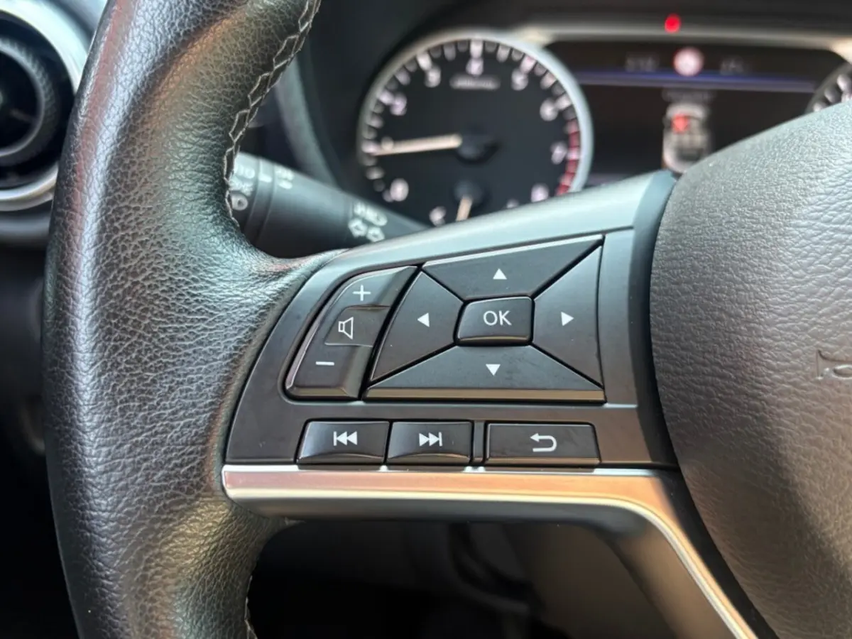 1.0 DIG-T ENIGMA LED NAVI CAMERA CARPLAY AIRCO LMV PDC