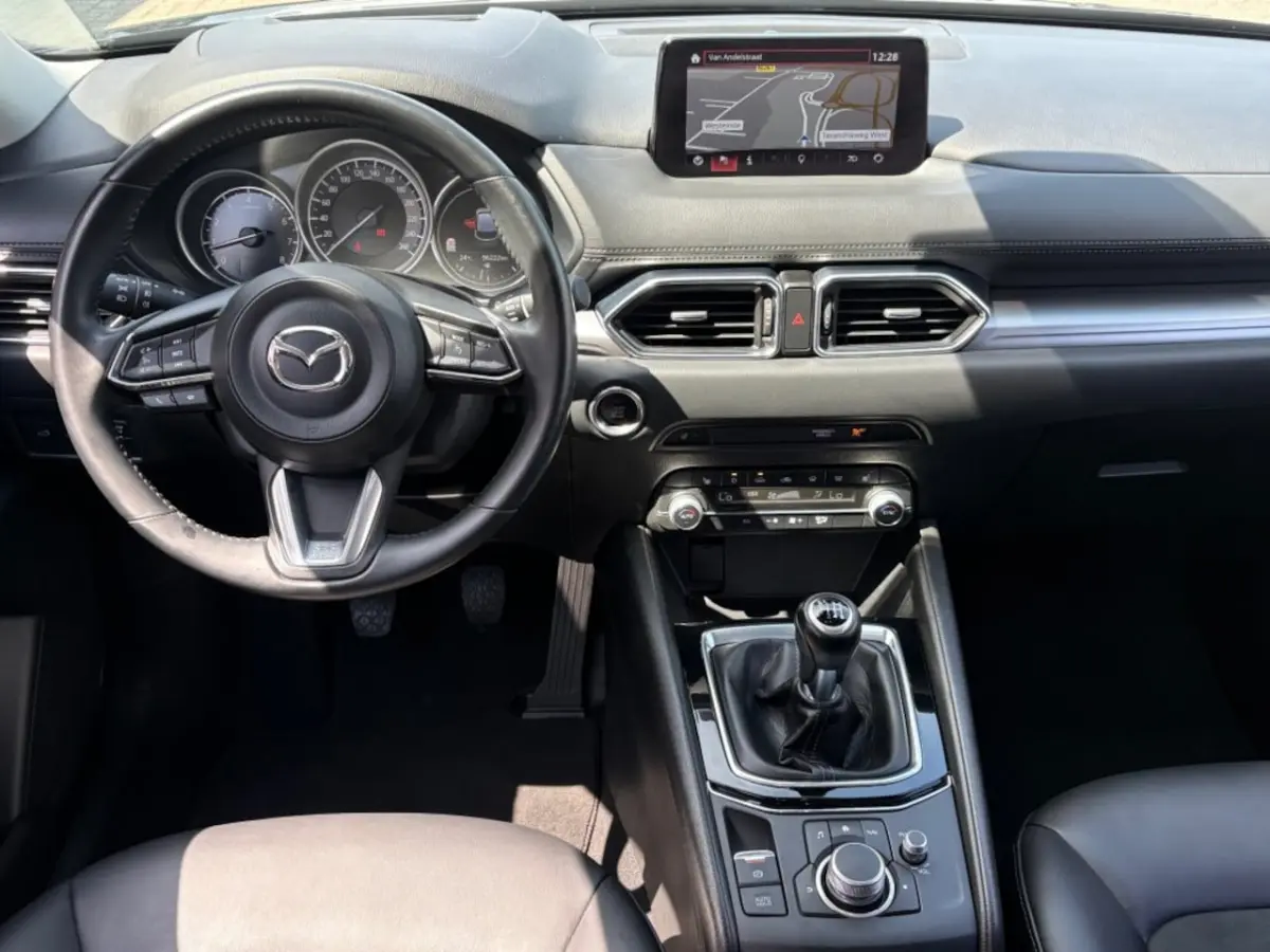 2.0 SKY-ACTIV-G 165PK EDITION 100 FACELIFT NAVIGATIE TREKHAAK CARPLAY AIRCO LMV PDC