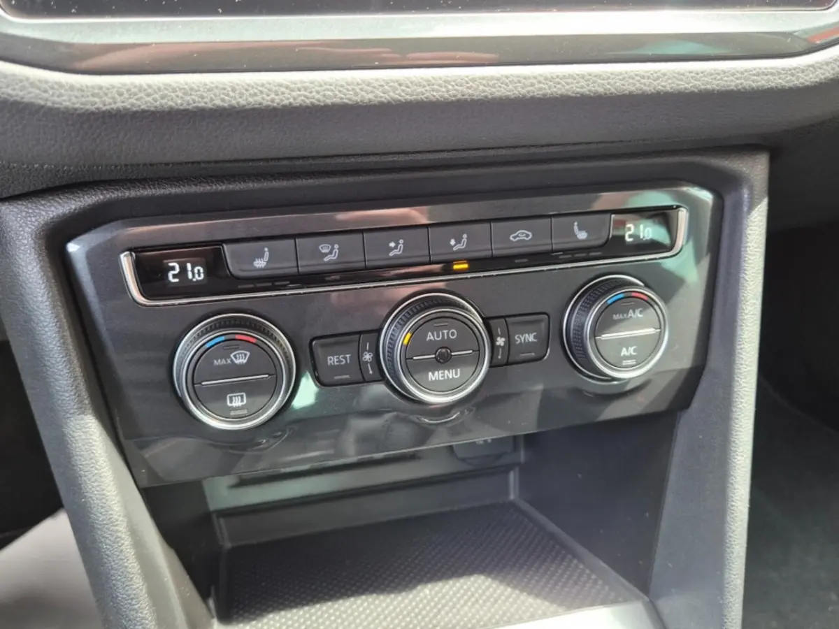 1.4 TSI ACT. 150PK SOUND NAVIGATIE TREKHAAK ECC-AIRCO LMV PDC ESP