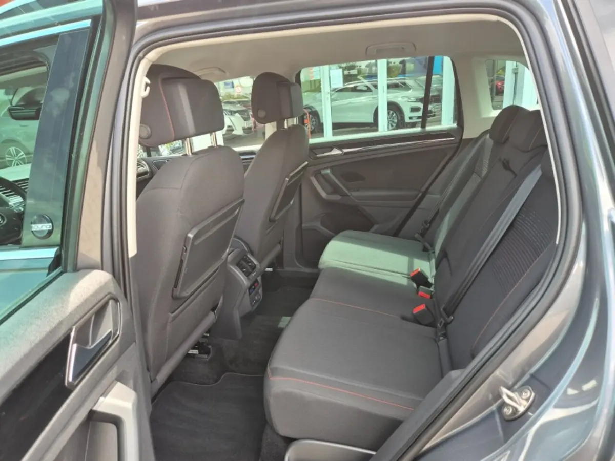 1.4 TSI ACT. 150PK SOUND NAVIGATIE TREKHAAK ECC-AIRCO LMV PDC ESP