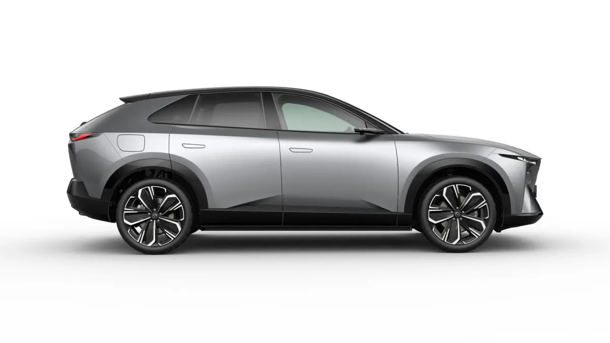78 kWh Takumi Plus | Alarmsysteem | Automatisch dimmende binnenspiegel met randloos design