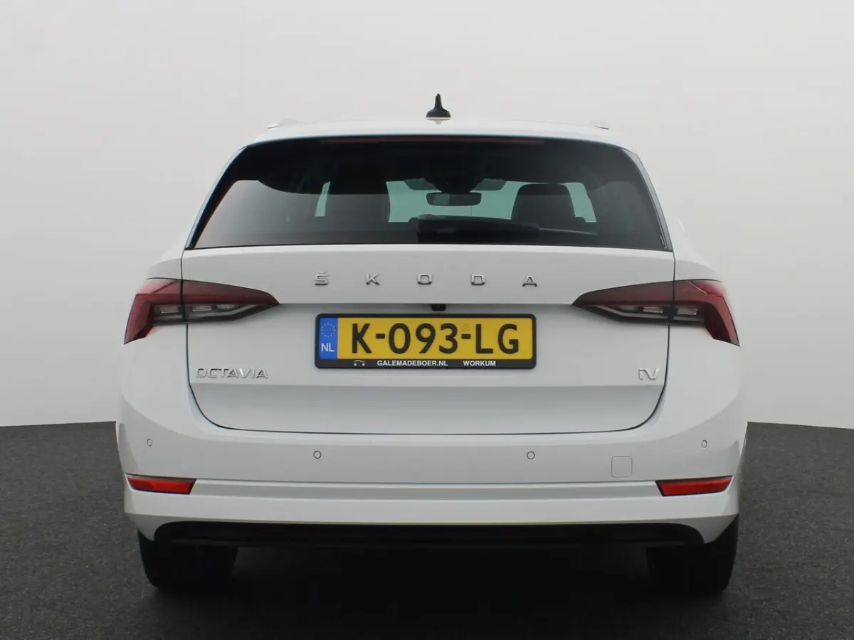 1.4 TSI iV PHEV Business Edition Plus SOH 93% / FULL LED / STOELVERW / STUURVERW / CAMERA