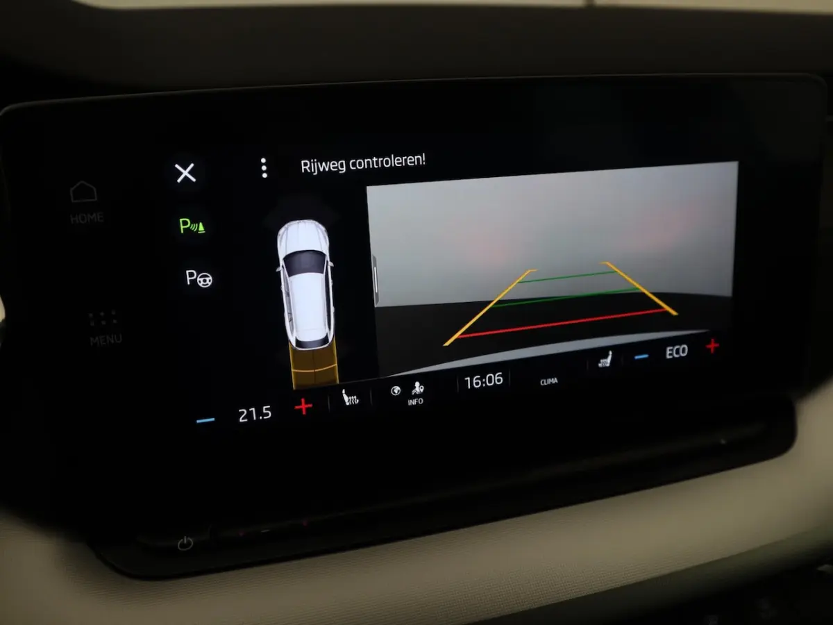 1.4 TSI iV PHEV Business Edition Plus SOH 93% / FULL LED / STOELVERW / STUURVERW / CAMERA