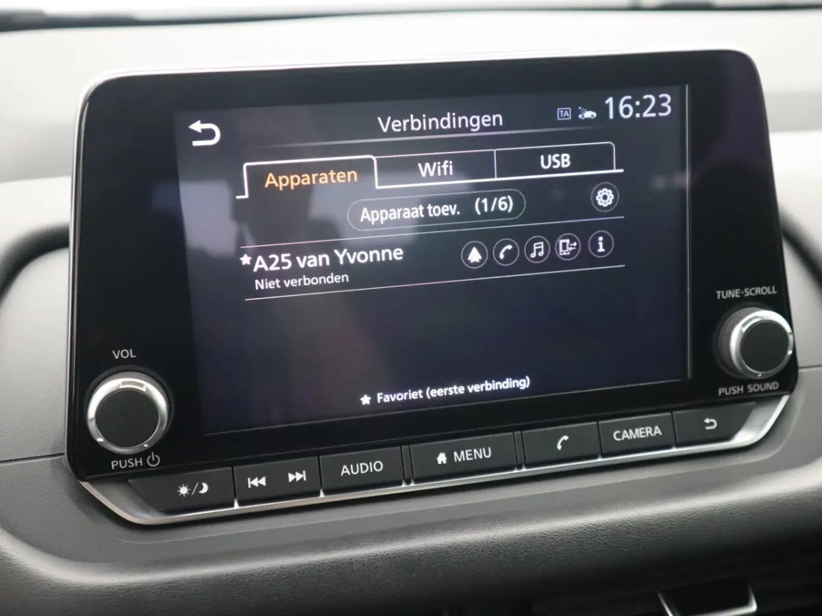 1.3 MHEV Business Access PARELMOER / CAMERA / CARPLAY / CLIMA / PDC / BLUETOOTH / ACC / NL