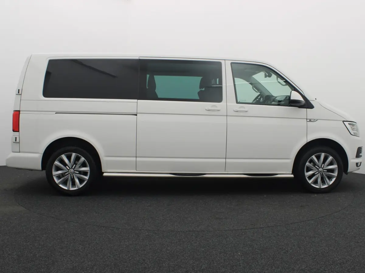2.0 TDI L2H1 DC Highline PDC / CRUISE / FULL LED / BLUETOOTH / TREKHAAK / NETJES