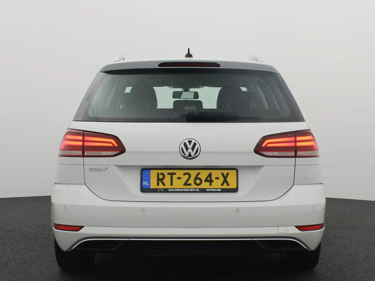 1.0 TSI Comfortline Business AUTOMAAT / CARPLAY / STOELVERW / NAVI / CLIMA / PDC / BLUETOO