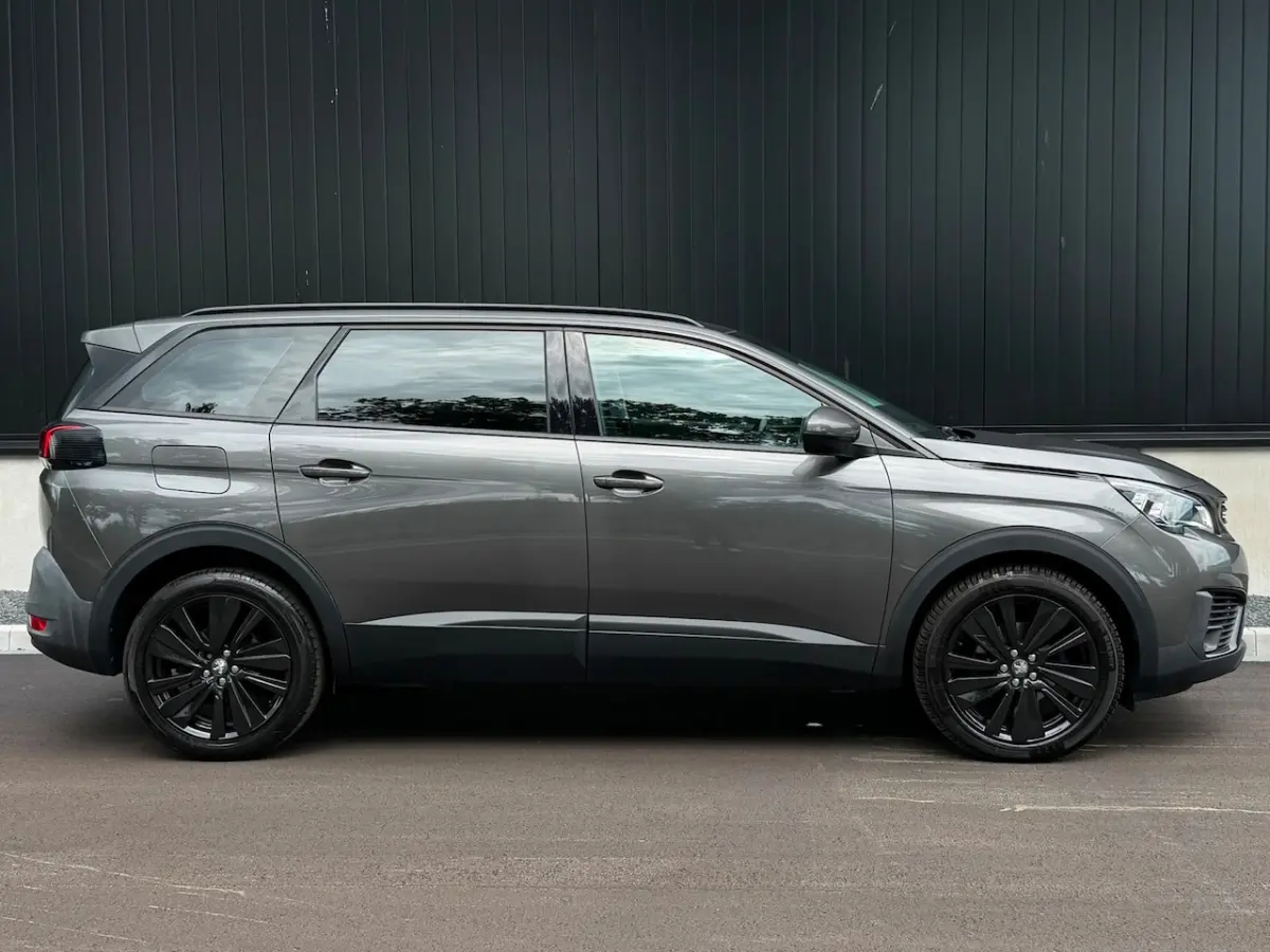 1.2 PureTech Blue Lease Executive|7 Persoons|Apple carplay