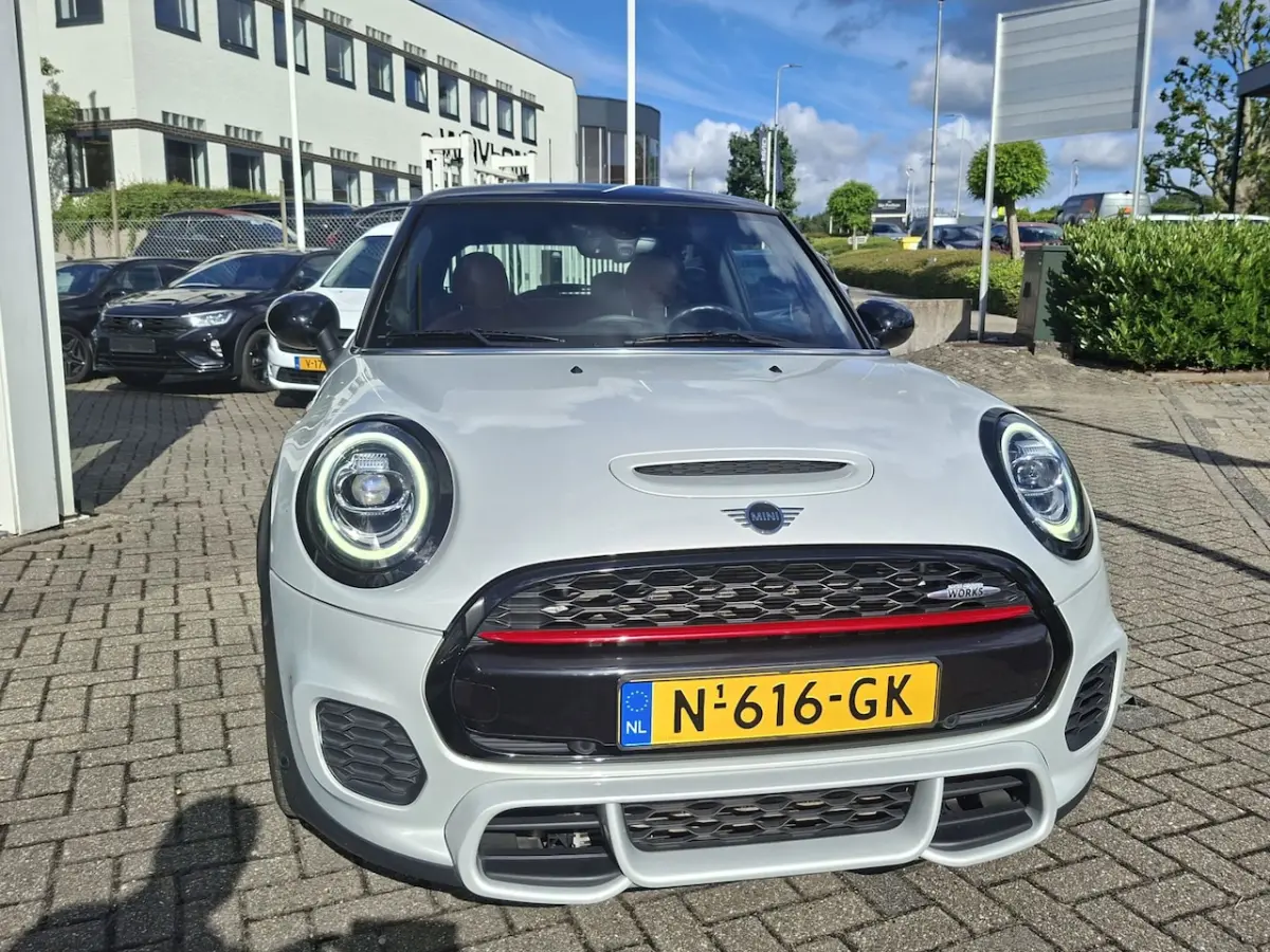 2.0 Cooper Chili / harman kardon / leer / navigatie /