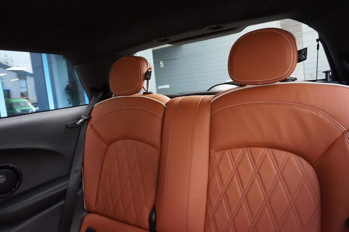 2.0 Cooper Chili / harman kardon / leer / navigatie /
