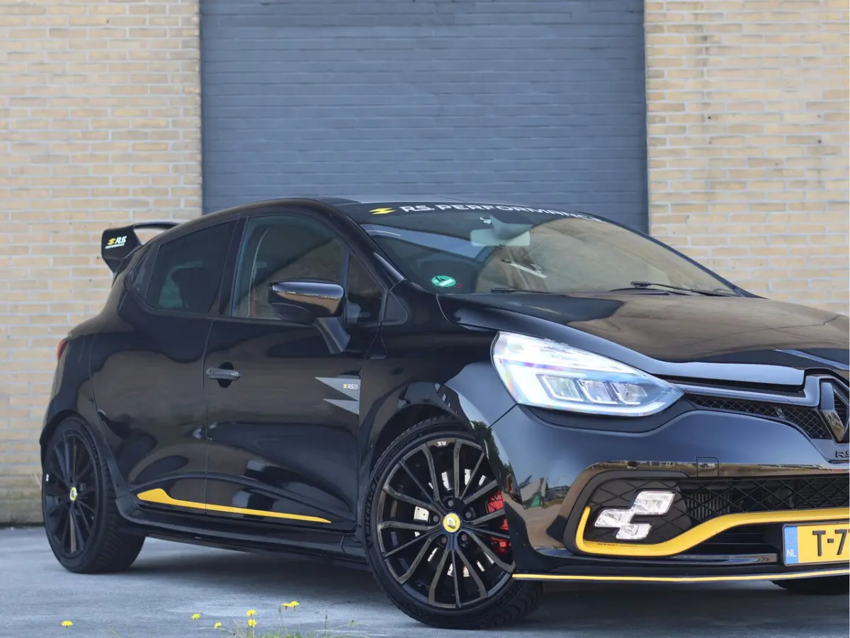 R.S. 18 Trophy 220PK F1 Limited Edition | AkrapoviÄ | Nr. 0060 | 1.6 Turbo