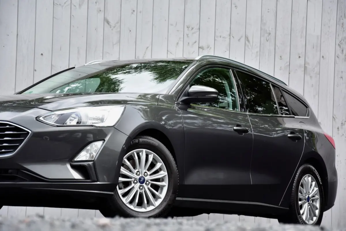 1.0 EcoBoost Titanium Business | Camera | B&O |