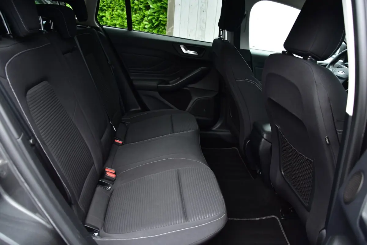 1.0 EcoBoost Titanium Business | Camera | B&O |