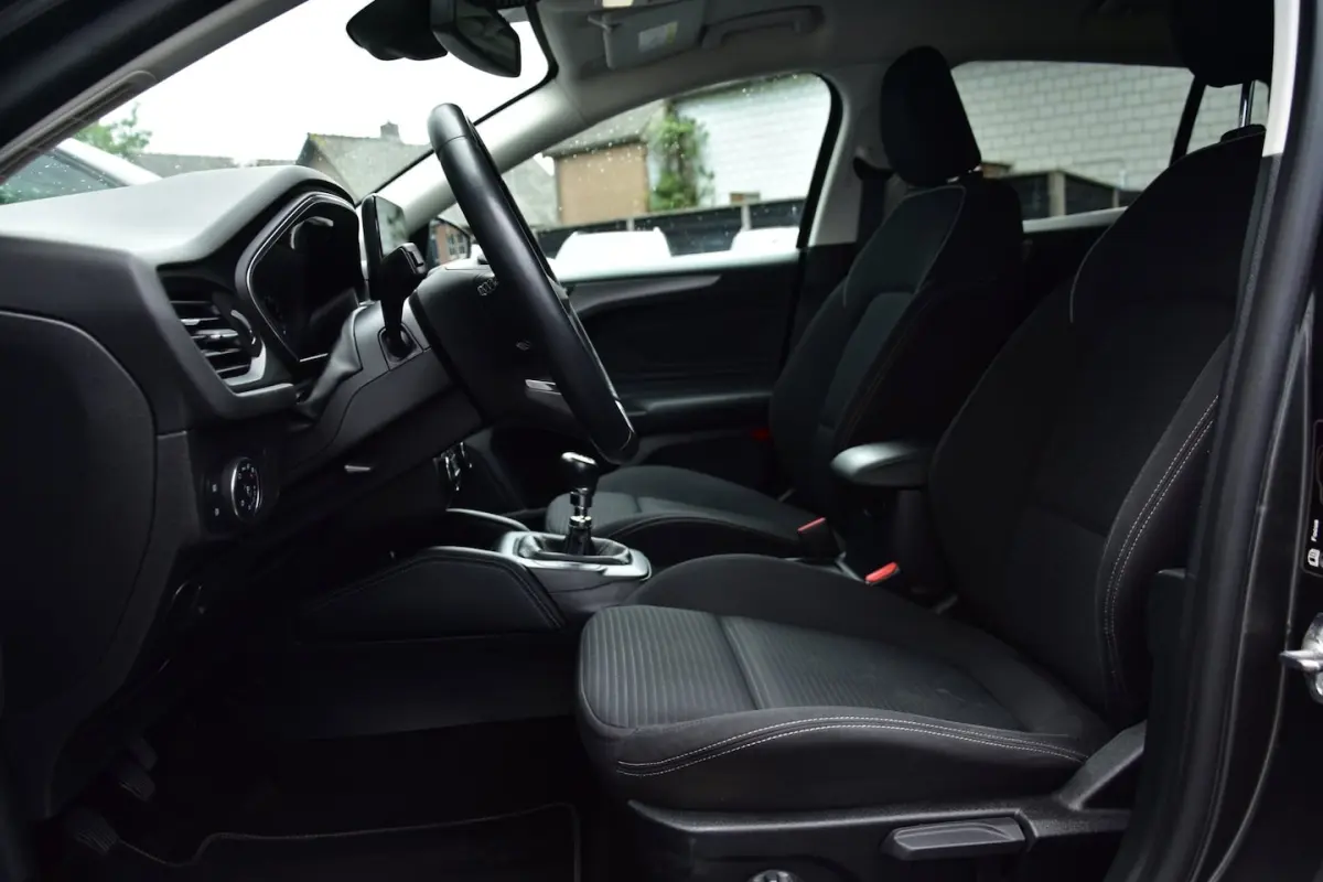 1.0 EcoBoost Titanium Business | Camera | B&O |