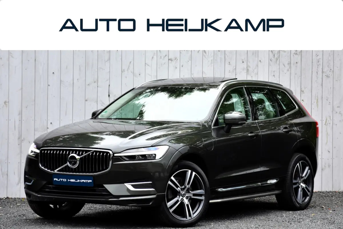 2.0 Recharge T8 AWD Inscription | Camera | Trekhaak | Pano-dak |