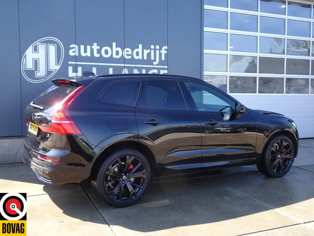 2.0 T6 Plug-in hybrid AWD Plus Black Edition
