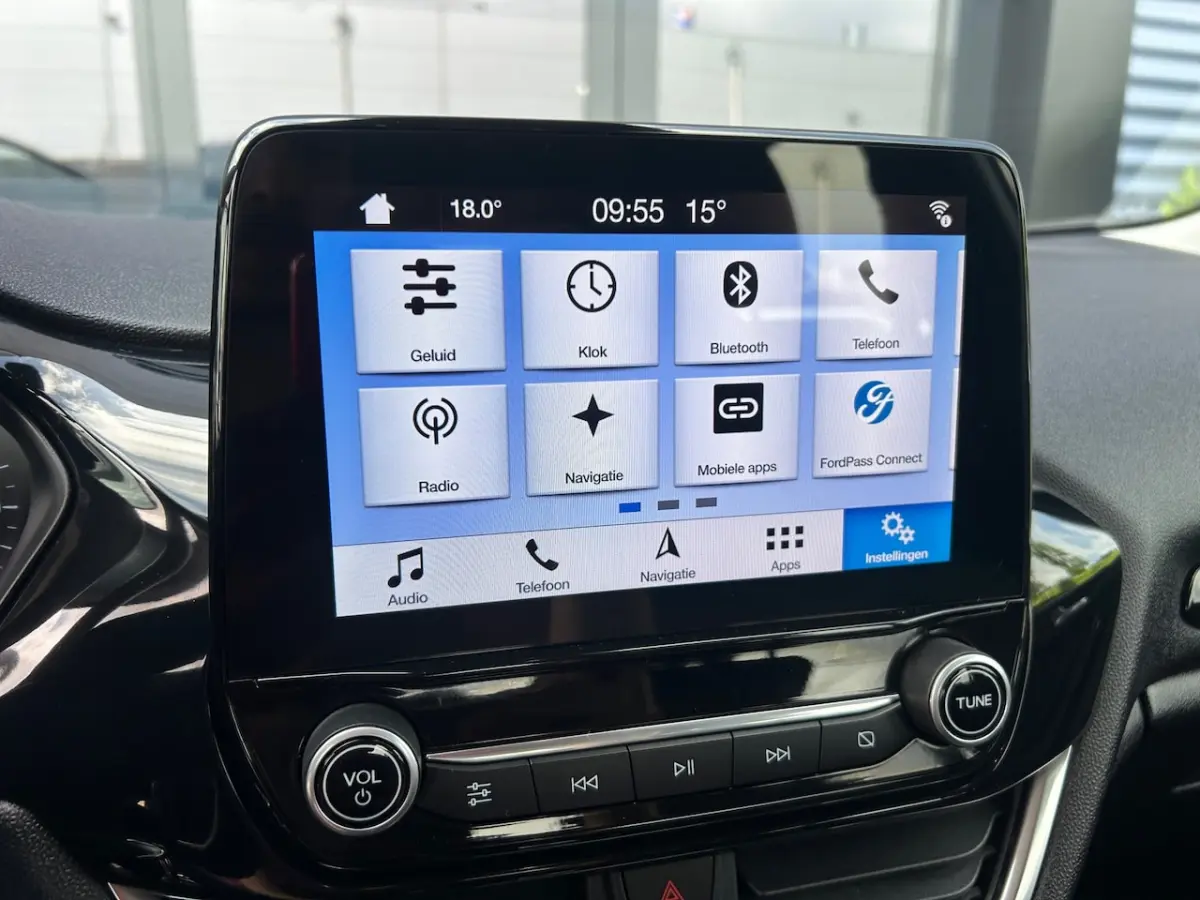 1.0 Ecoboost Active Automaat|Applecarplay|STOEL & STUURVERWARMING|CRUISE