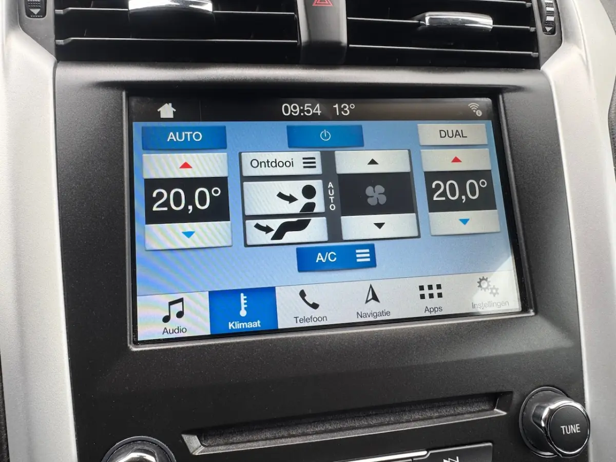 1.5 Titanium Lease Edition NAVI|APPLE CARPLAY|TREKHAAK|CAMERA|PDC|STOELVERWARMING