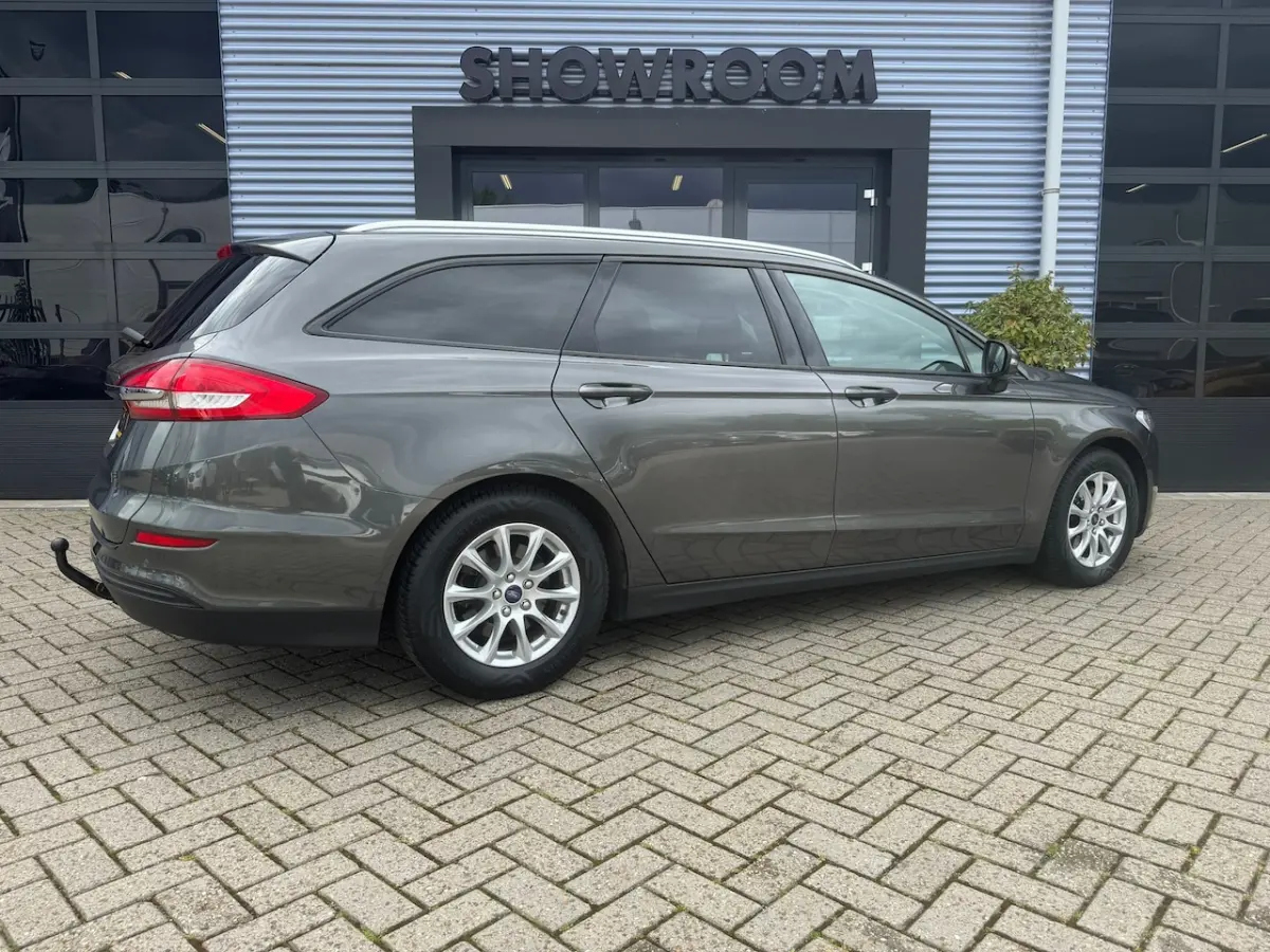 1.5 Titanium Lease Edition NAVI|APPLE CARPLAY|TREKHAAK|CAMERA|PDC|STOELVERWARMING