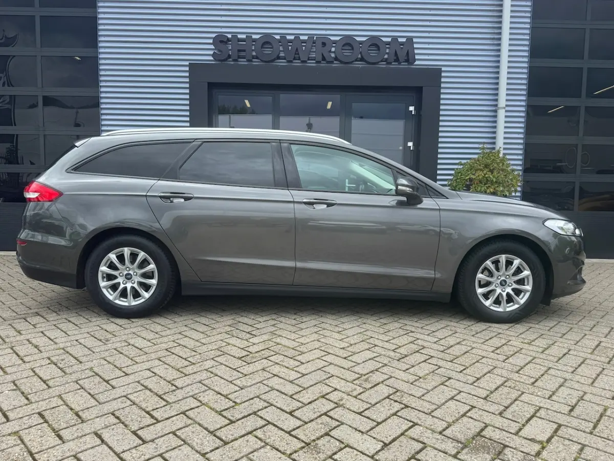 1.5 Titanium Lease Edition NAVI|APPLE CARPLAY|TREKHAAK|CAMERA|PDC|STOELVERWARMING