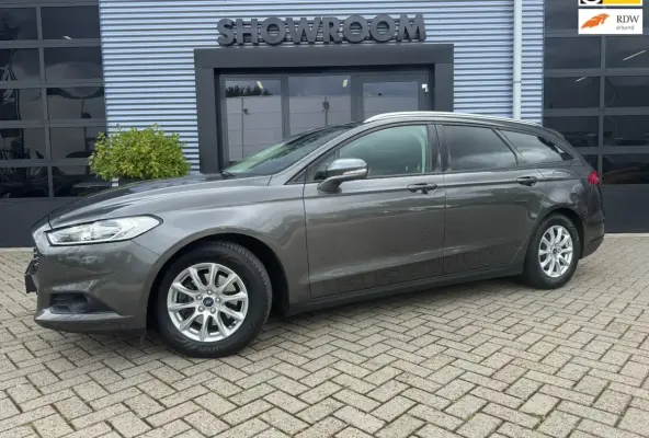 1.5 Titanium Lease Edition NAVI|APPLE CARPLAY|TREKHAAK|CAMERA|PDC|STOELVERWARMING