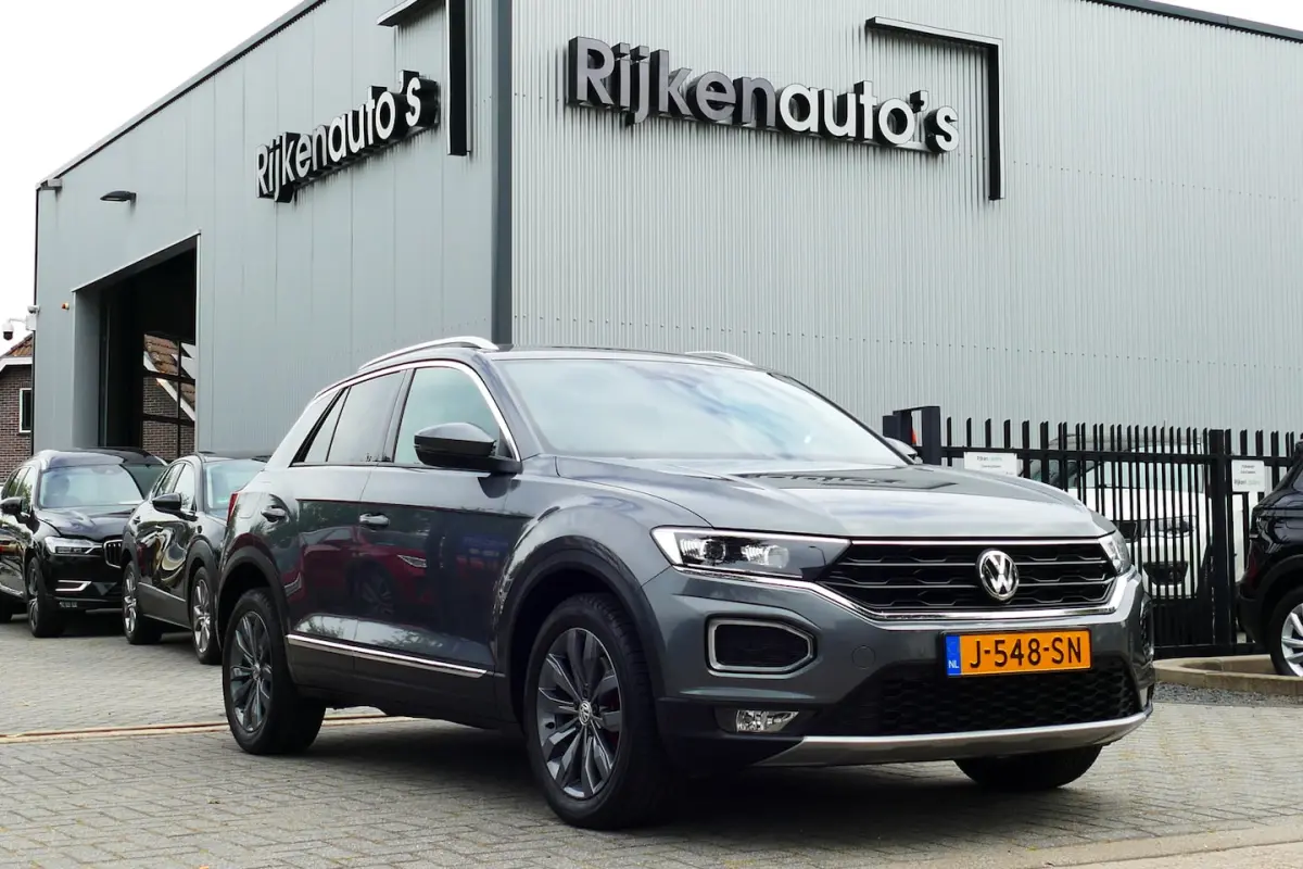 1.5 150pk TSI Sport. Adap Cruise, Camera, Navi, Full Led, StoelVerw, 17"LMV