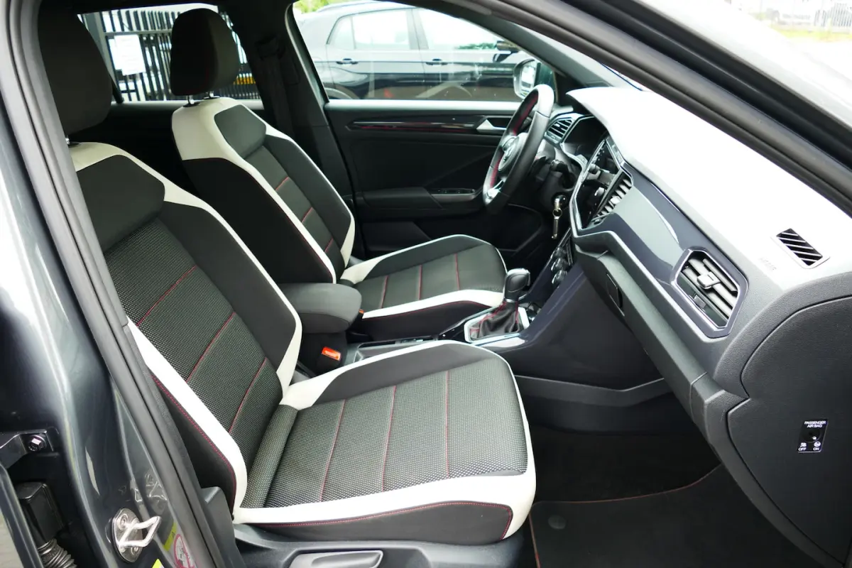 1.5 150pk TSI Sport. Adap Cruise, Camera, Navi, Full Led, StoelVerw, 17"LMV