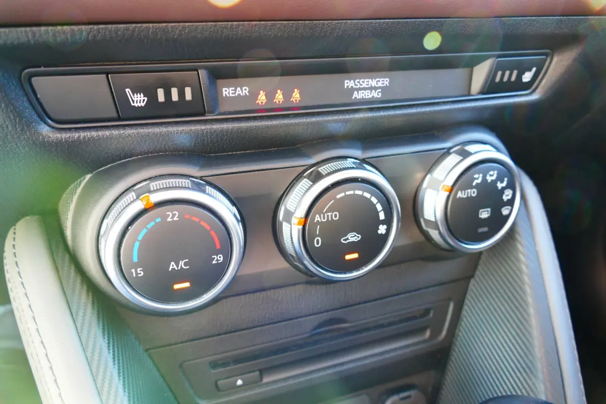 2.0 SkyActiv-G 120 GT-M Wit Metallic, Navi, Camera, Leer, StoelVerw, 18"LMV, Haak 1200kg
